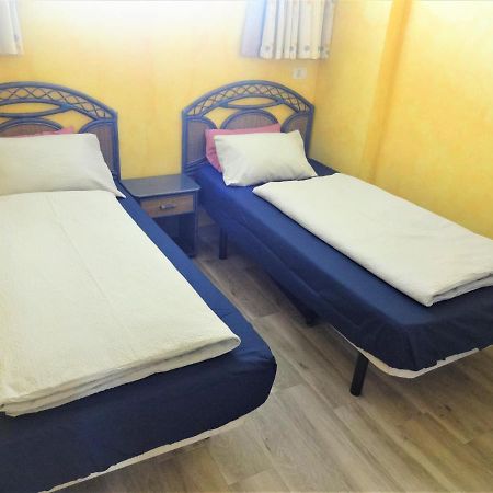 Apartment With A Large South-Facing Balcony, Sea View And Wifi In Las Americas Center Плая-де-лас-Америкас Экстерьер фото